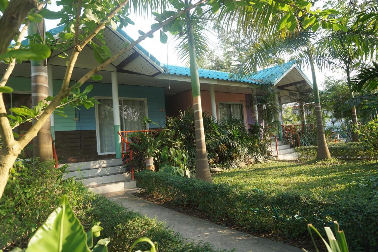 Hotel Samnaree Garden House à Ban Phae Mai Extérieur photo